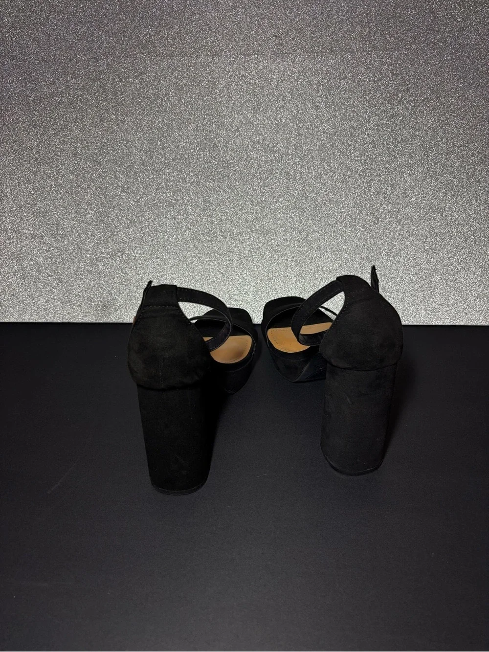 BRAND NEW! Never worn Black Suede Platform Heels🖤 cute n comfy!